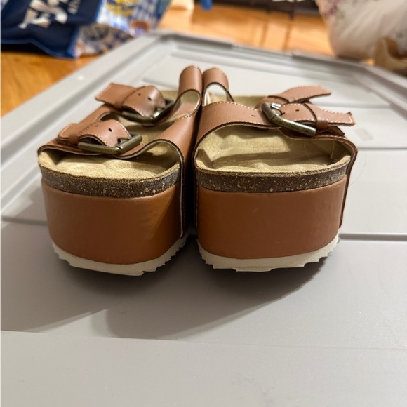 INTENTIONALLY BLANK Tan Leather Platform Sandals - Picture 3 of 3